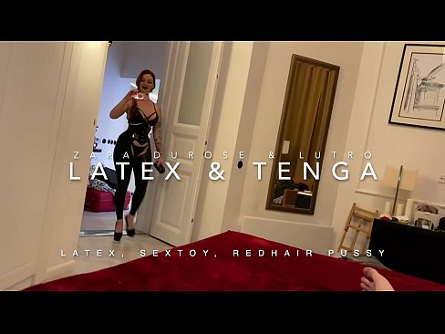 ❤️ Usisi otholwa enekhanda elibomvu egqoke imvunulo ye-latex ebhejwa usingamzali Izocansi ezinhle ku-zu.xxxbunker.ru ❌